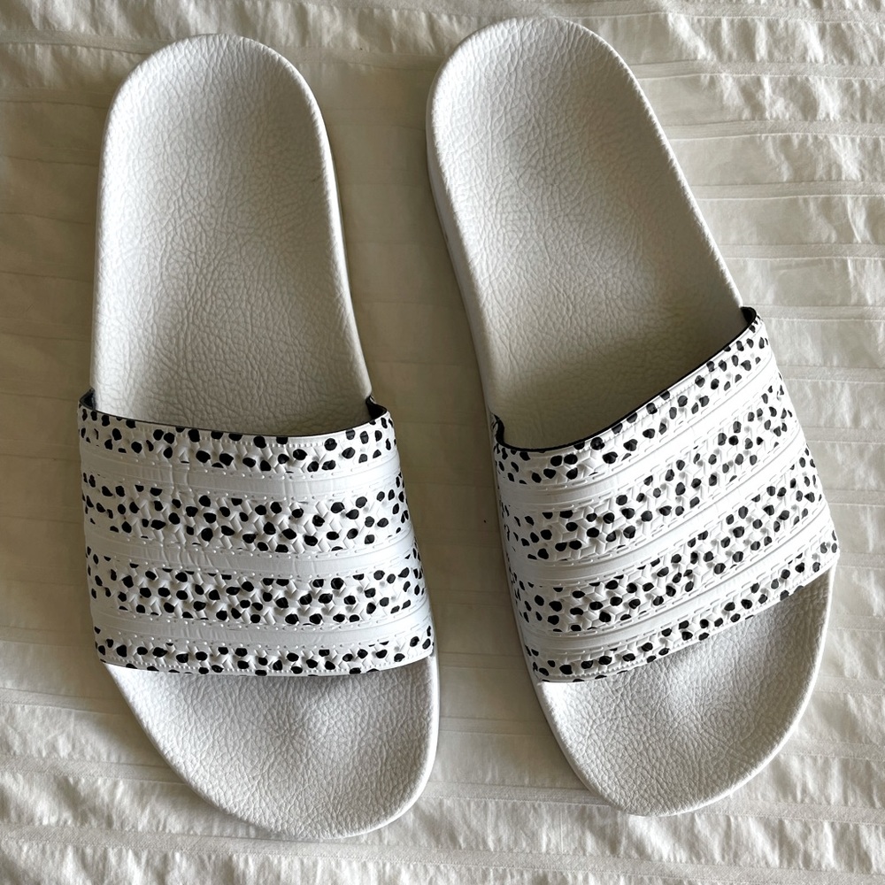 ‼️SOLD ‼️Adidas Originals Adilette Comfort Slide White Black Polkadot